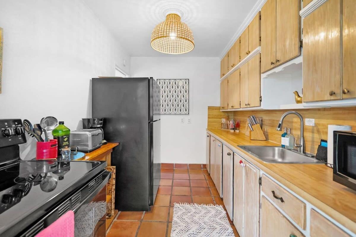 Pink House Prime Location Walk To Downtown Dogs Ok Villa Saint Augustine Eksteriør billede